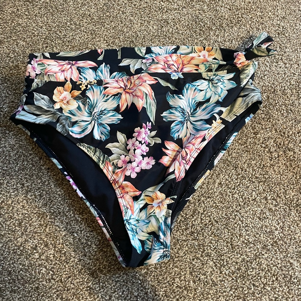 XL SANDFLOWER Swim Bottoms